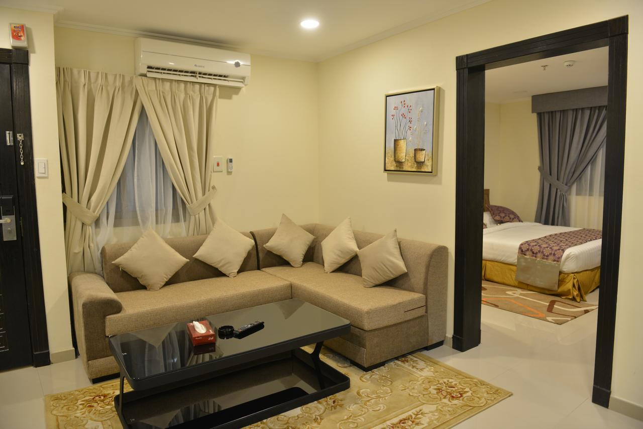 The First Tower Hotel Al Al Jubail Buitenkant foto