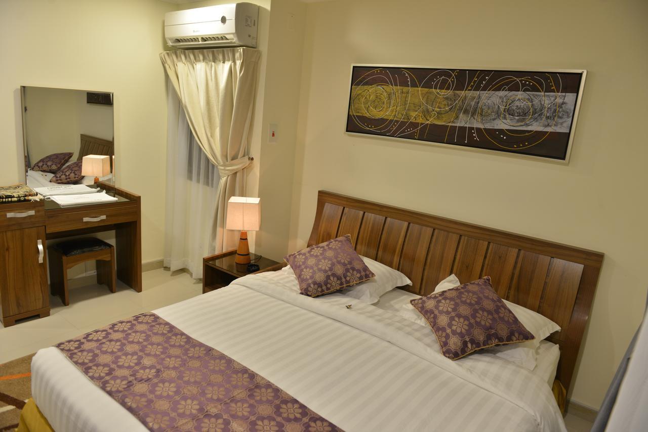 The First Tower Hotel Al Al Jubail Buitenkant foto