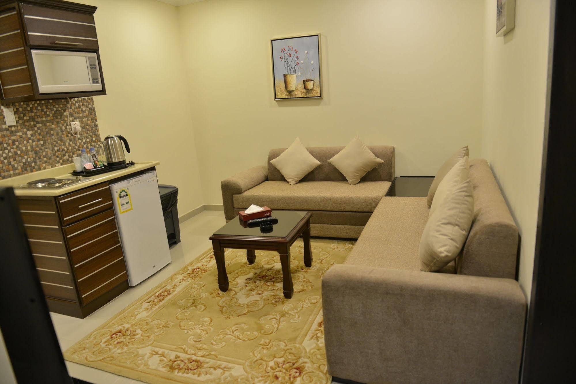 The First Tower Hotel Al Al Jubail Buitenkant foto