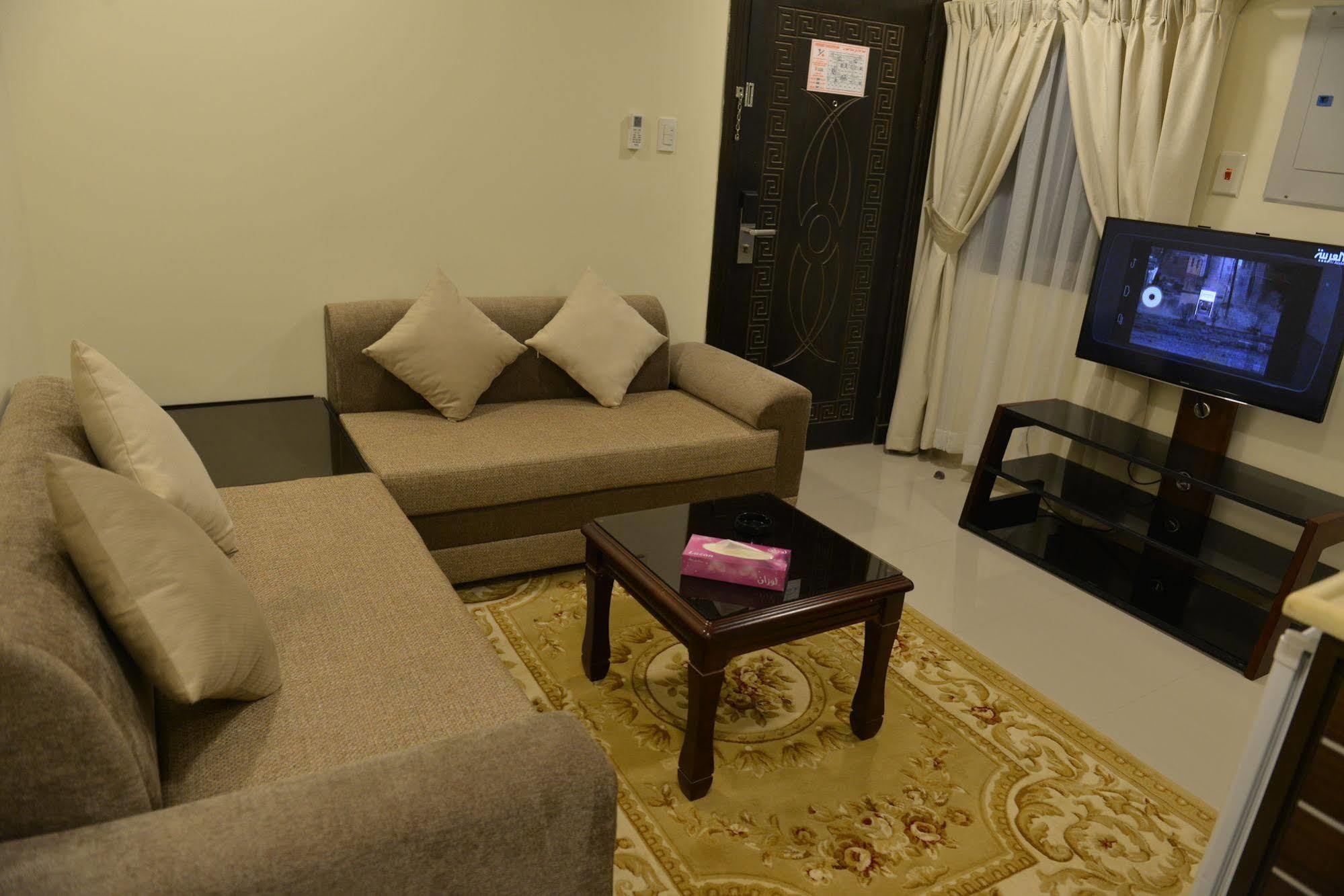 The First Tower Hotel Al Al Jubail Buitenkant foto
