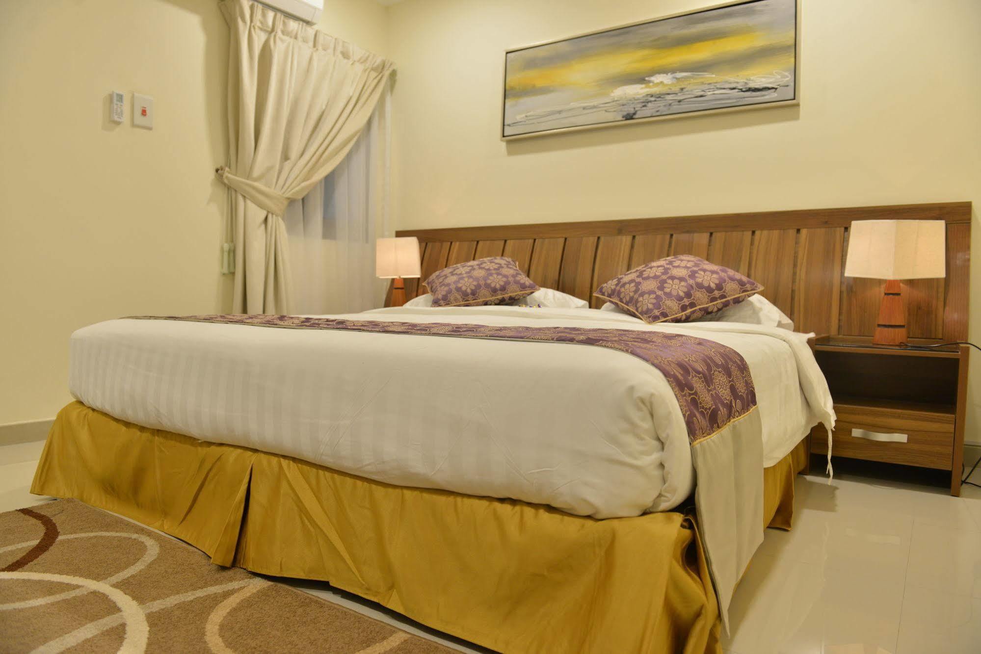 The First Tower Hotel Al Al Jubail Buitenkant foto